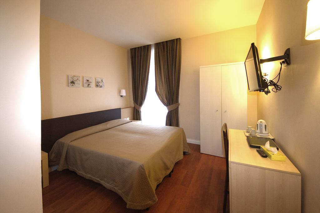 Roma Rooms Colosseum Habitación foto